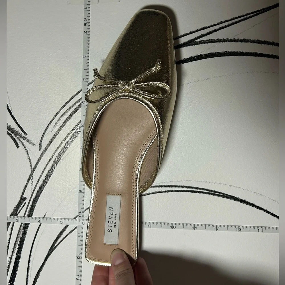 NWOT Steven by Steve Madden New York Gold Metallic Callandra Flat Mule Women’s 9 - Picture 7 of 7